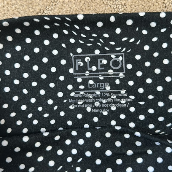 Fleo shorts - Picture 3 of 3